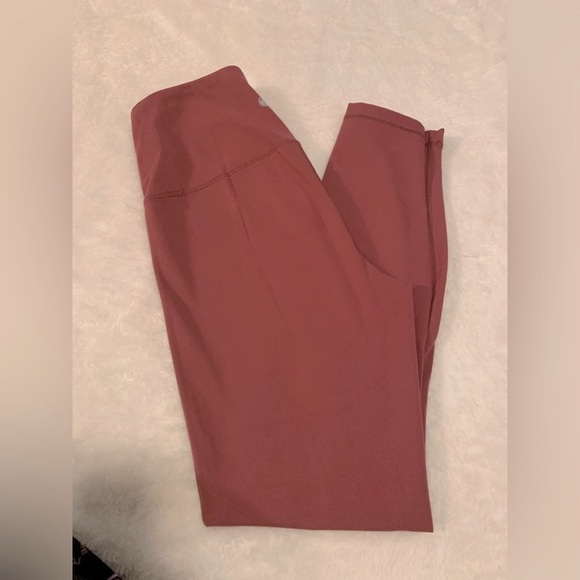 Yogalicious Red Leggings size Small - Picture 6 of 6